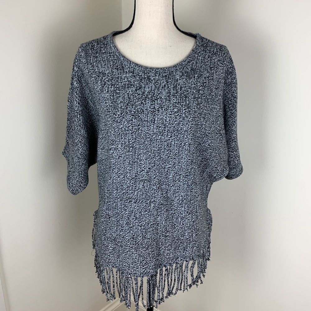 Relativity Black/White Fringe Batwing Boho Sweater Sz Small